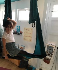 yoga aérien-enfants-lindaetyogito-adolescents